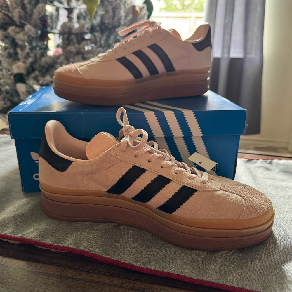 Women's Adidas Originals Gazelle Sneakers